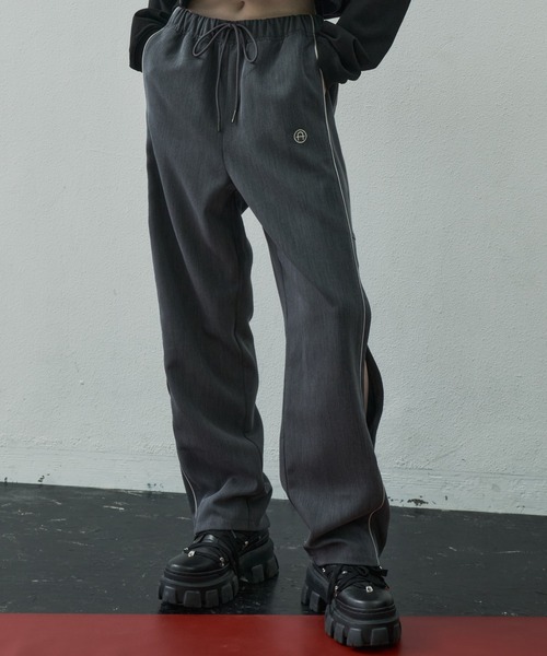 AIVER（アイバー）の「AIVER　カットアウトトラックパンツ（その他パンツ・メンズ・テラコッタ/グレー/ブラック・SMALL/MEDIUM/LARGE）」の20枚目の写真