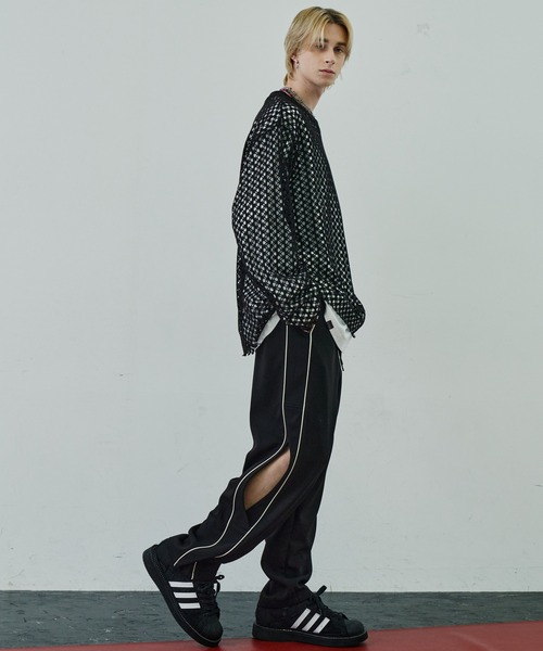 AIVER（アイバー）の「AIVER　カットアウトトラックパンツ（その他パンツ・メンズ・テラコッタ/グレー/ブラック・SMALL/MEDIUM/LARGE）」の12枚目の写真