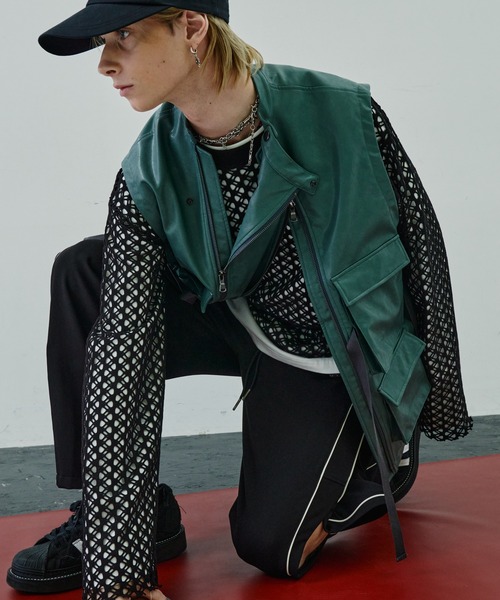 AIVER（アイバー）の「AIVER　カットアウトトラックパンツ（その他パンツ・メンズ・テラコッタ/グレー/ブラック・SMALL/MEDIUM/LARGE）」の13枚目の写真