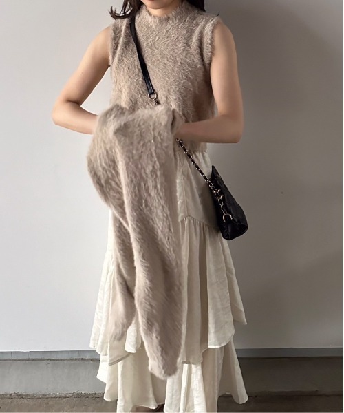 t a r o s u（タロス）の「2way shaggy knit/2ウェイシャギーニット（ニット/セーター・レディース・ベージュ/ブラック・FREE）」の10枚目の写真