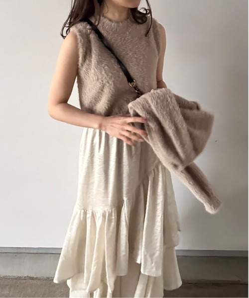 t a r o s u（タロス）の「2way shaggy knit/2ウェイシャギーニット（ニット/セーター・レディース・ベージュ/ブラック・FREE）」の9枚目の写真