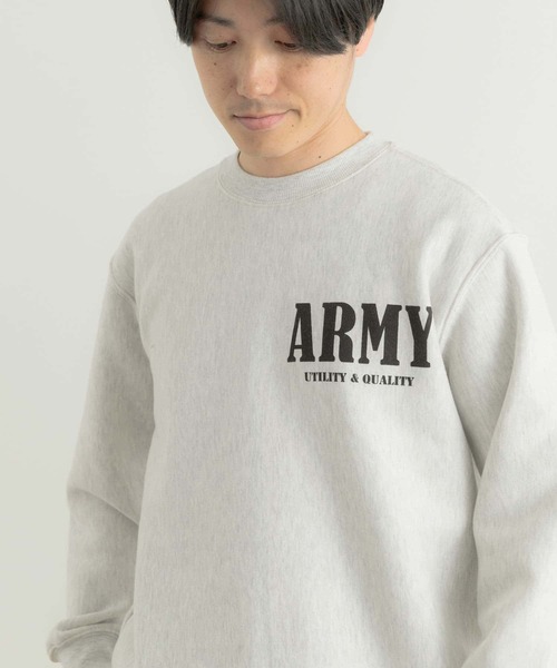 ITEMS URBANRESEARCH（アイテムズ アーバンリサーチ）の「ARMY Logo スウェットプルオーバー（スウェット・メンズ・カーキ/オートミール・MEDIUM/LARGE）」の4枚目の写真