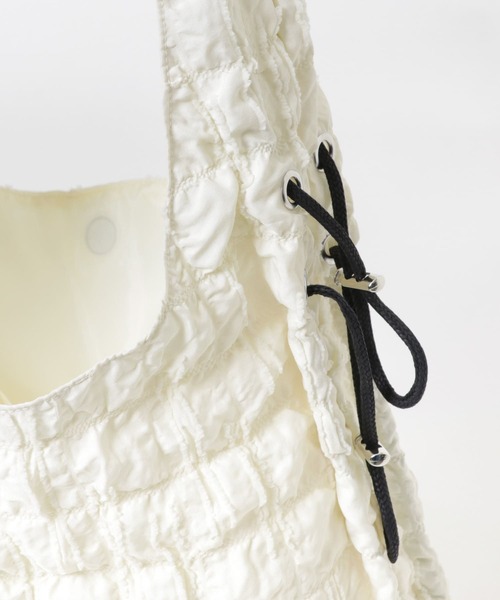 SMELLY（スメリー）の「サイドドロストバッグ（トートバッグ・レディース・アイボリー/ブラック・-）」の17枚目の写真