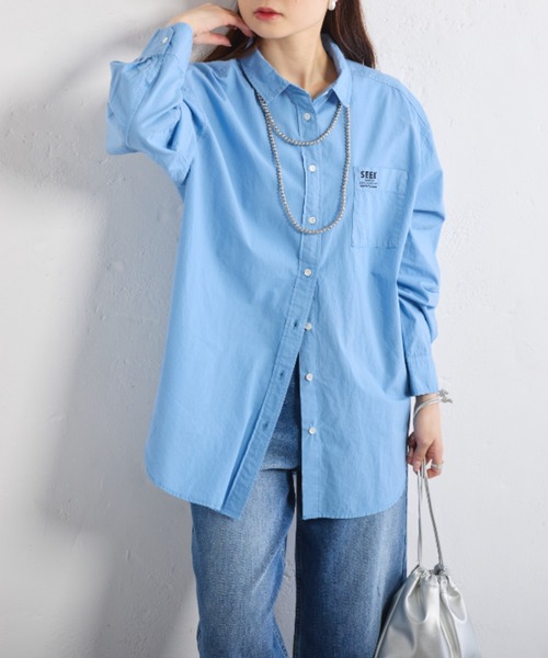 PUAL CE CIN（ピュアルセシン）の「タイプライターワンポイントロゴ刺繍ブラウス（シャツ/ブラウス・レディース・ピンク/ブルー/オフホワイト/イエロー・FREE）」の2枚目の写真