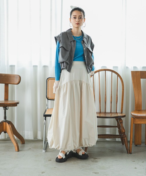 bohmal（ボマール）の「2WAYナイロンギャザーバルーンスカート（スカート・レディース・アイボリー/ブラック・MEDIUM）」の22枚目の写真