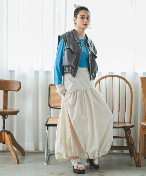 bohmal（ボマール）の「2WAYナイロンギャザーバルーンスカート（スカート・レディース・アイボリー/ブラック・MEDIUM）」の16枚目の写真