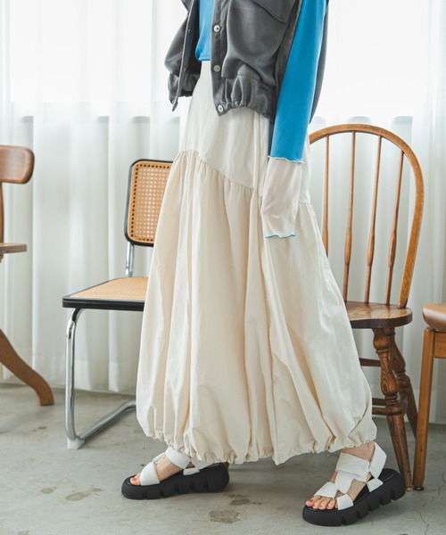 bohmal（ボマール）の「2WAYナイロンギャザーバルーンスカート（スカート・レディース・アイボリー/ブラック・MEDIUM）」の18枚目の写真