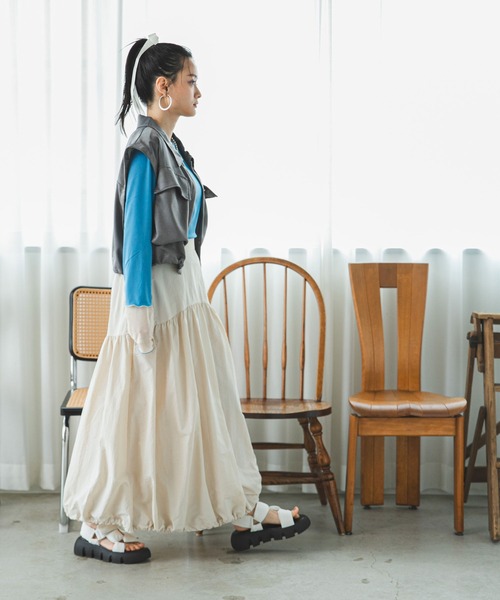 bohmal（ボマール）の「2WAYナイロンギャザーバルーンスカート（スカート・レディース・アイボリー/ブラック・MEDIUM）」の19枚目の写真
