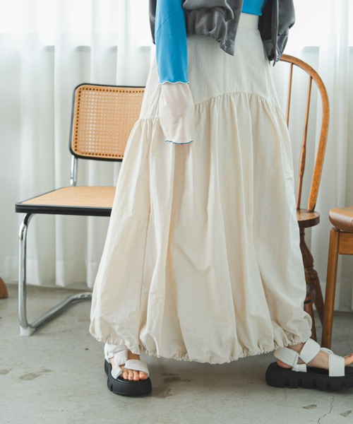bohmal（ボマール）の「2WAYナイロンギャザーバルーンスカート（スカート・レディース・アイボリー/ブラック・MEDIUM）」の11枚目の写真