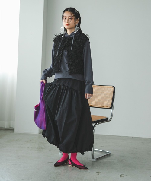 bohmal（ボマール）の「2WAYナイロンギャザーバルーンスカート（スカート・レディース・アイボリー/ブラック・MEDIUM）」の14枚目の写真