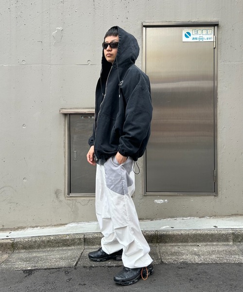 WHO'S WHO gallery(フーズフーギャラリー)の「【KOOKY'N/クーキー】BRONXテックトラックパンツ(カーゴパンツ・メンズ・チャコールグレー/ブラック/ホワイト・FREE)」の9枚目の写真