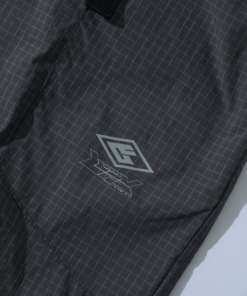 WHO'S WHO gallery(フーズフーギャラリー)の「【KOOKY'N/クーキー】BRONXテックトラックパンツ(カーゴパンツ・メンズ・チャコールグレー/ブラック/ホワイト・FREE)」の13枚目の写真