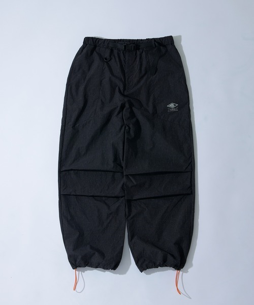 WHO'S WHO gallery(フーズフーギャラリー)の「【KOOKY'N/クーキー】BRONXテックトラックパンツ(カーゴパンツ・メンズ・チャコールグレー/ブラック/ホワイト・FREE)」の18枚目の写真