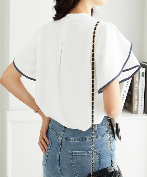 alotta（アロッタ）の「≪接触冷感≫チューリップ袖パイピングブラウス（シャツ/ブラウス・レディース・ホワイト×ネイビー/ブルー/ネイビー/ホワイト×ピンク/ピンク・L/3L/LL/M）」の18枚目の写真