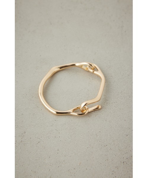 AZUL by moussy（アズールバイマウジー）の「ドローイングウエーブフックバングル（ブレスレット・レディース・ゴールド系その他/シルバー・FREE）」の6枚目の写真