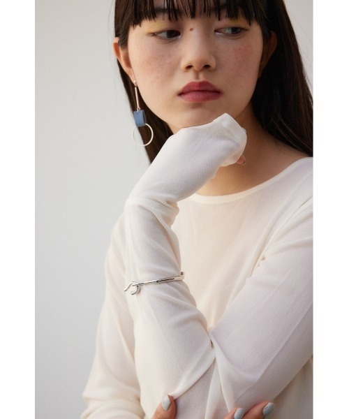 AZUL by moussy（アズールバイマウジー）の「ドローイングウエーブフックバングル（ブレスレット・レディース・ゴールド系その他/シルバー・FREE）」の11枚目の写真