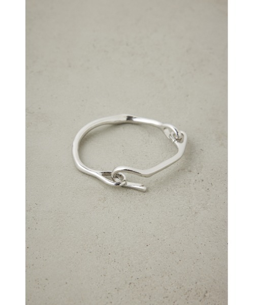 AZUL by moussy（アズールバイマウジー）の「ドローイングウエーブフックバングル（ブレスレット・レディース・ゴールド系その他/シルバー・FREE）」の13枚目の写真