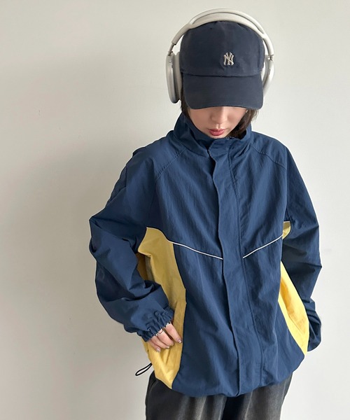 apres jour mignon（アプレジュールミニョン）の「ナイロン切り替えジャケット【ZOZOTOWN限定アイテム】（ブルゾン・レディース・ネイビー/ブラック/ブルー/チャコールグレー・フリー/X-LARGE）」の7枚目の写真