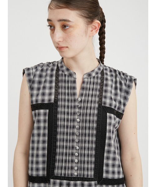 FURFUR(ファーファー)の「スカラ刺繍ワンピース(ワンピース・レディース・チェック/ブラック/サックスブルー・FREE)」の11枚目の写真