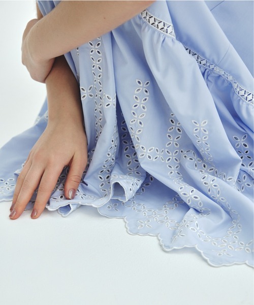 FURFUR(ファーファー)の「スカラ刺繍ワンピース(ワンピース・レディース・チェック/ブラック/サックスブルー・FREE)」の7枚目の写真