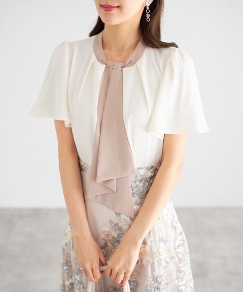tocco closet(トッコ クローゼット)の「【ZOZO限定】ボウタイブラウス(シャツ/ブラウス・レディース・ブルー/アイボリー・M)」の2枚目の写真