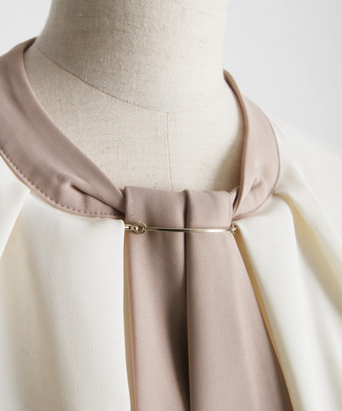 tocco closet(トッコ クローゼット)の「【ZOZO限定】ボウタイブラウス(シャツ/ブラウス・レディース・ブルー/アイボリー・M)」の9枚目の写真