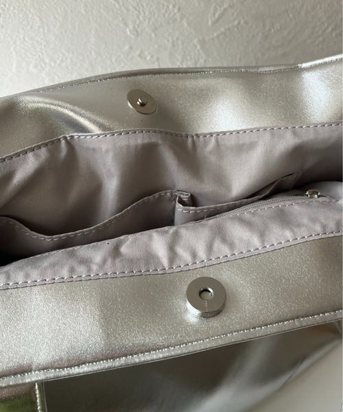 prose verse（プロズヴェール）の「ハートミニポーチ付きトートバッグ（トートバッグ・レディース・ブラック系その他2/シルバー/ブラック系その他・ﾌﾘ-）」の6枚目の写真