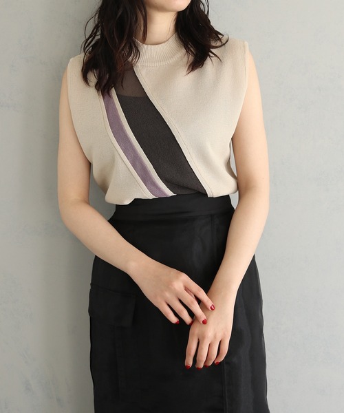 &g'aime（アンジェム）の「【&g'aime】バイカラーシアーラインニットトップス（ニット/セーター・レディース・ブラック/グレイッシュベージュ/グリーン/ネイビー・FREE）」の14枚目の写真