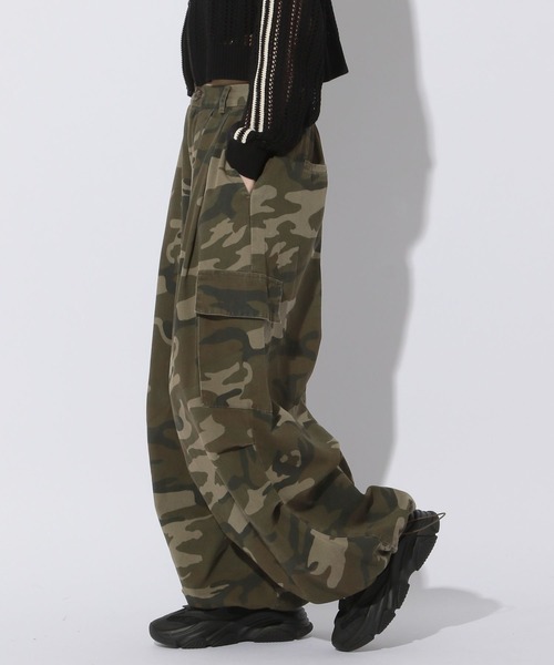 Anui(アニュイ)の「【UNISEX/3サイズ展開】ワイドパラシュートパンツ2(カーゴパンツ・レディース・アーミー・SMALL/MEDIUM/LARGE)」の3枚目の写真