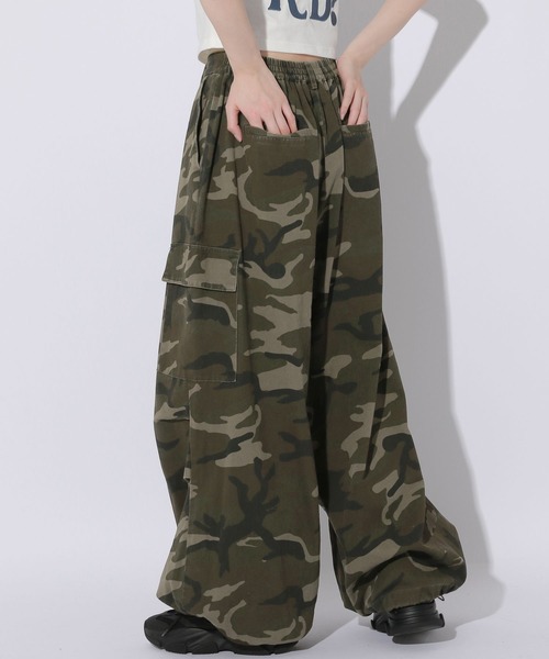 Anui(アニュイ)の「【UNISEX/3サイズ展開】ワイドパラシュートパンツ2(カーゴパンツ・レディース・アーミー・SMALL/MEDIUM/LARGE)」の12枚目の写真