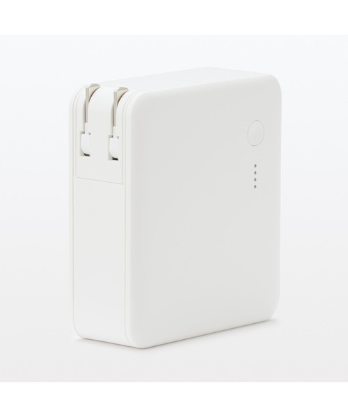 無印良品（ムジルシリョウヒン）の「急速充電ができるモバイルバッテリー付充電器　１００００ｍＡｈ　ＵＳＢ－Ｃ／Ａ　ＭＪ－ＰＳＭＢ１００（生活家電・メンズ・その他・FREE）」の2枚目の写真