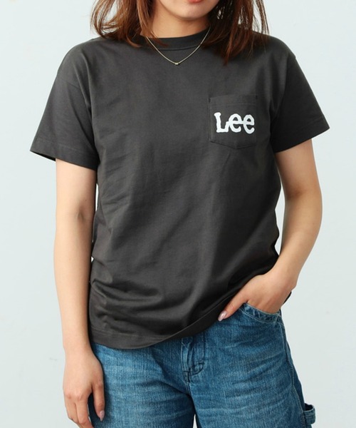 Lee(リー)の「Lee/リー ポケットLeeロゴ ショートスリーブTシャツ(Tシャツ/カットソー・レディース・チャコール/オレンジ/ベージュ/ホワイト/ホワイト×ブラック/ブルー・SMALL/MEDIUM/LARGE/X-LARGE)」の4枚目の写真