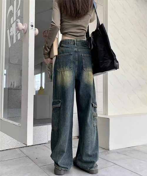 lilful（リルフル）の「ヴィンテージ加工 ワイドデニム カーゴパンツ（デニムパンツ・レディース・ブルー・L/S/M）」の3枚目の写真