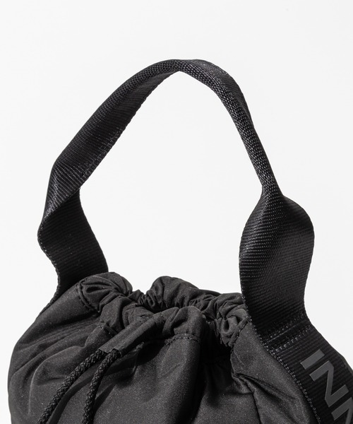 【GANNI】ロゴ入り テック ポーチ バッグ/ 各色 GANNI】ロゴ入り テック ポーチ バッグ/ 各色 (Ganni