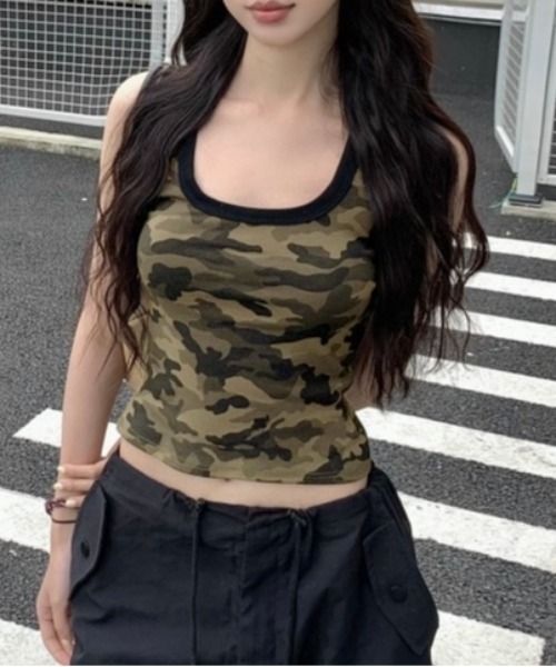 LADY LIKE(レディライク)の「カモフラージュ柄タンクトップ(タンクトップ・レディース・カーキ・M)」の4枚目の写真