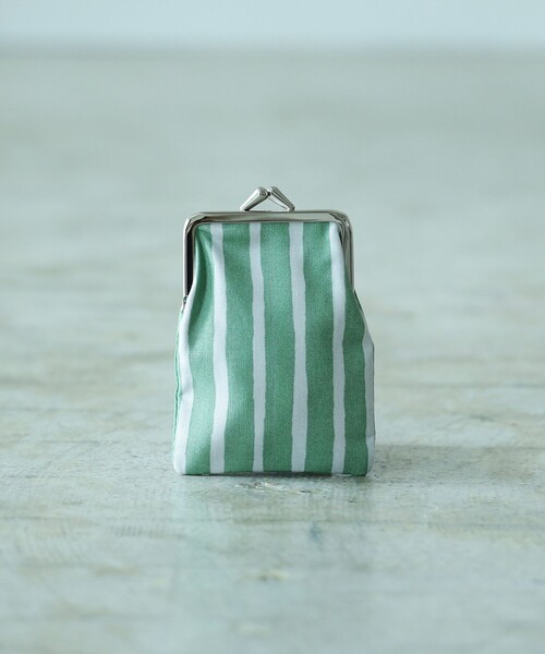 marimekko(マリメッコ)の「marimekko / Korttikukkaro がま口ポーチ(財布・メンズ・グリーン系その他4・ONE SIZE)」の1枚目の写真