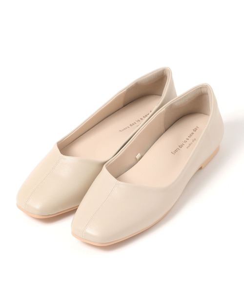 studio CLIP（スタディオクリップ）の「【人間工学に基づいて考えた！】からだよろこぶパンプス（パンプス・レディース・その他2/その他3/ブラック/アイボリー・X-LARGE/MEDIUM/LARGE）」の20枚目の写真