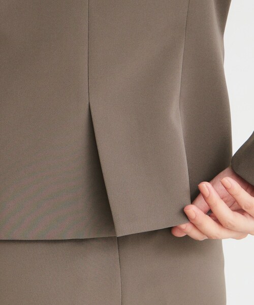 index（インデックス）の「◆ダブルクロスノーカラージャケット/セットアップ対応【洗濯機洗い可/ストレッチ/防シワ/イージーアイロン】（ノーカラージャケット・レディース・ナチュラル/ブラック/ブラウン系その他・34/36/38/40/42）」の16枚目の写真