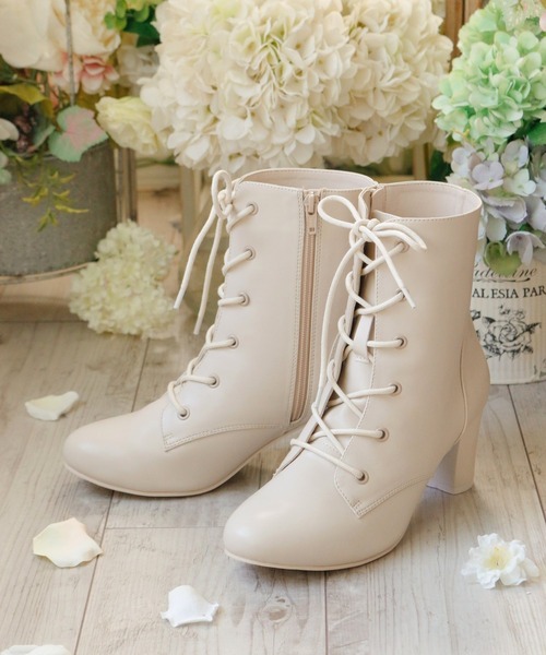 Catherine Cottage（キャサリンコテージ）の「レースアップヒールブーツ（6cmヒール）（ブーツ・キッズ・ブラック/ベージュ・24/23/25）」の4枚目の写真