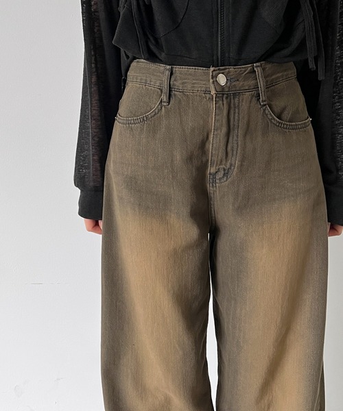 by muni:r(バイ ムニール)の「ヴィンテージイエローデニムパンツ(デニムパンツ・レディース・ブラウン・MEDIUM/SMALL)」の9枚目の写真