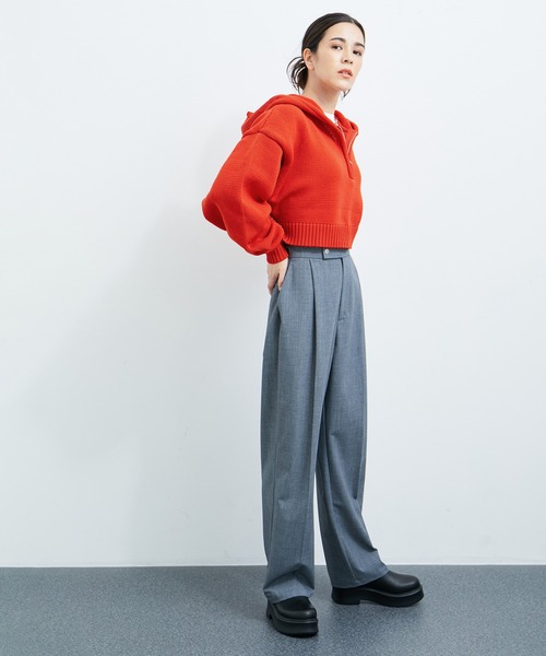 le cercle ADAM ET ROPE'（ルセルクルアダムエロペ）の「ハーフZIPニットプルオーバー（ニット/セーター・レディース・グレー/レッド系その他2/ブラック/ホワイト・FREE）」の5枚目の写真