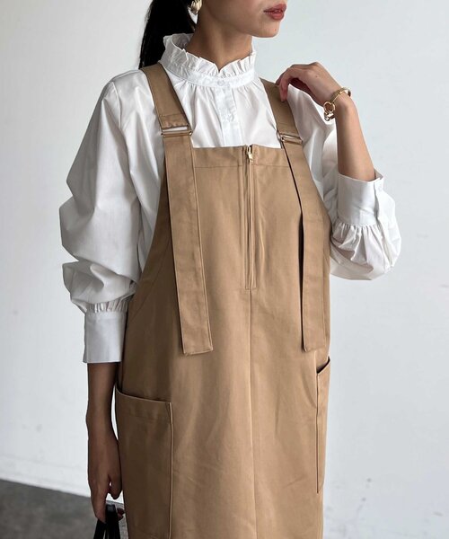 Chez toi(シェトワ)の「ネックフリルブラウス(シャツ/ブラウス・レディース・ネイビー/オフホワイト/サックスブルー/ブルー・FREE)」の6枚目の写真