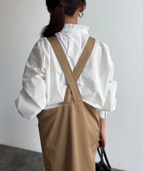 Chez toi(シェトワ)の「ネックフリルブラウス(シャツ/ブラウス・レディース・ネイビー/オフホワイト/サックスブルー/ブルー・FREE)」の10枚目の写真