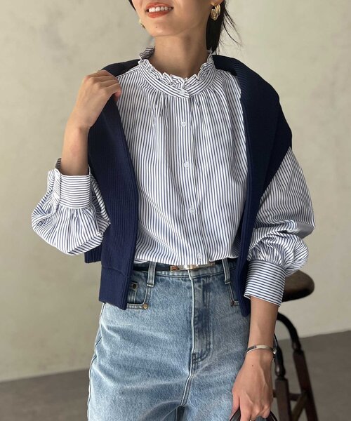 Chez toi(シェトワ)の「ネックフリルブラウス(シャツ/ブラウス・レディース・ネイビー/オフホワイト/サックスブルー/ブルー・FREE)」の20枚目の写真