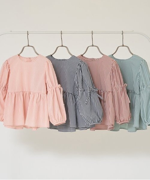 Lycee mine（リセマイン）の「ボリュームたっぷりペプラムブラウス（シャツ/ブラウス・キッズ・ブラウン系/ブラック/サーモンピンク/モスグリーン・100cm/110cm/120cm/130cm/140cm/150cm）」の5枚目の写真