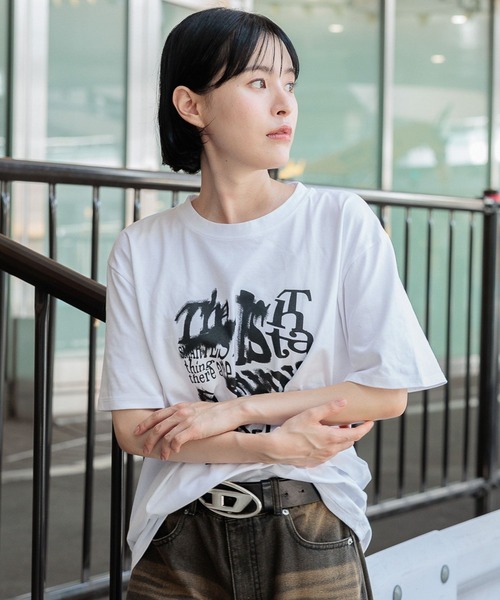3.3 Field Trip （3.3フィールドトリップ）の「【UNISEX】3.3 Field Trip／THE SMARTEST T（Tシャツ/カットソー・レディース・ホワイト/カーキ/チャコール・LARGE/SMALL/MEDIUM）」の6枚目の写真