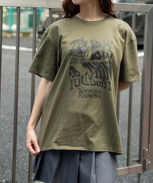 3.3 Field Trip （3.3フィールドトリップ）の「【UNISEX】3.3 Field Trip／THE SMARTEST T（Tシャツ/カットソー・レディース・ホワイト/カーキ/チャコール・LARGE/SMALL/MEDIUM）」の11枚目の写真