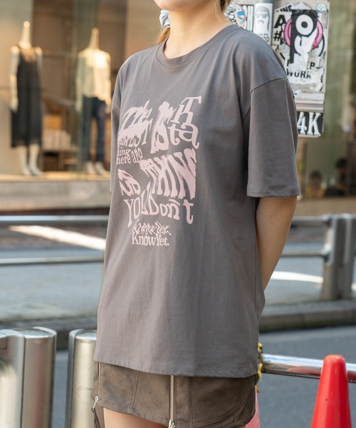3.3 Field Trip （3.3フィールドトリップ）の「【UNISEX】3.3 Field Trip／THE SMARTEST T（Tシャツ/カットソー・レディース・ホワイト/カーキ/チャコール・LARGE/SMALL/MEDIUM）」の17枚目の写真