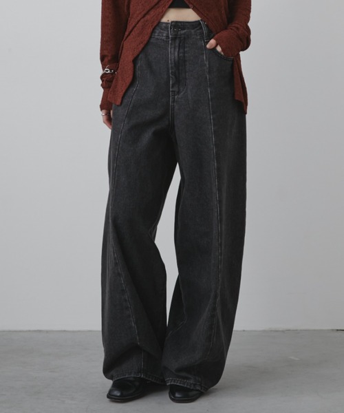 Aunt Marie's（アントマリーズ）の「【S,M,Lサイズ展開】バレルレッグワイドデニムパンツ/美シルエット/オールシーズン着用可能（デニムパンツ・レディース・ライトブルー/ブルー/ブラック・L/M/S）」の4枚目の写真