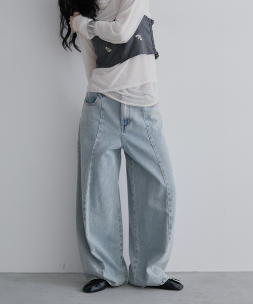 Aunt Marie's（アントマリーズ）の「【S,M,Lサイズ展開】バレルレッグワイドデニムパンツ/美シルエット/オールシーズン着用可能（デニムパンツ・レディース・ライトブルー/ブルー/ブラック・L/M/S）」の9枚目の写真